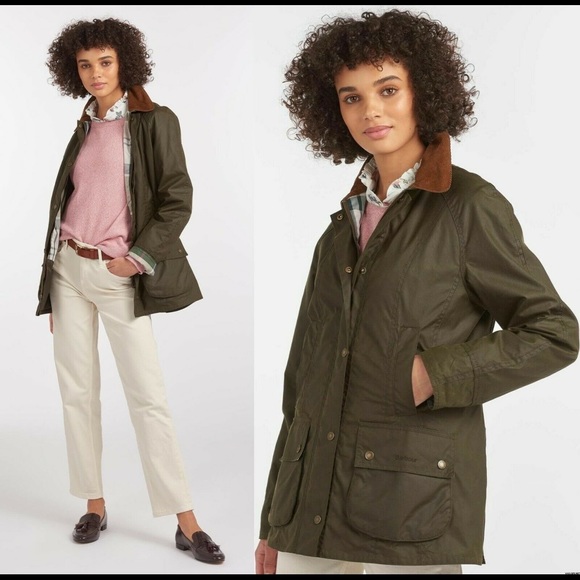 Women’s Barbour Aintree Wax Jacket in Archive Olive w/ Classic Barbour Tartan - Picture 2 of 8